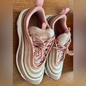 Nike Air Max 97 Ultra 17